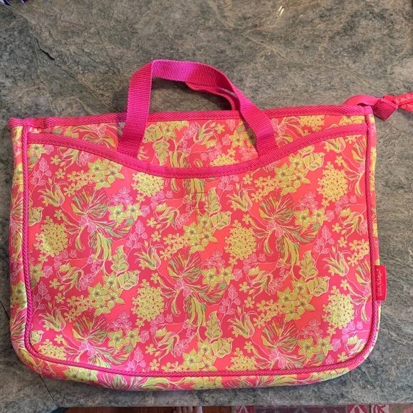 NEW Lilly Pulitzer Laptop Tote - Picture 1 of 4